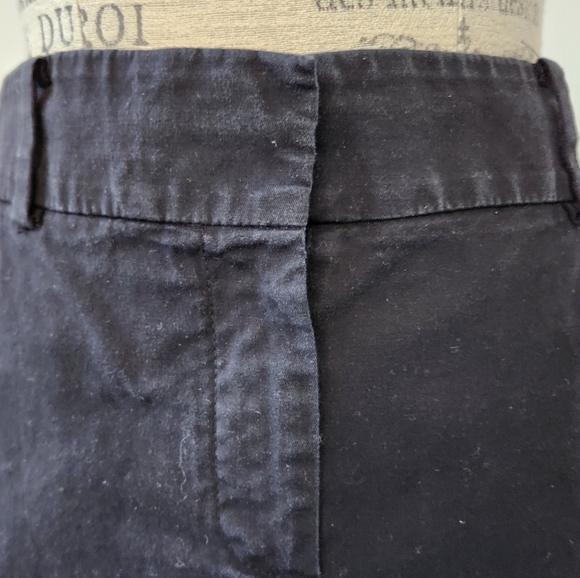 Ann Taylor black shorts - Picture 3 of 6